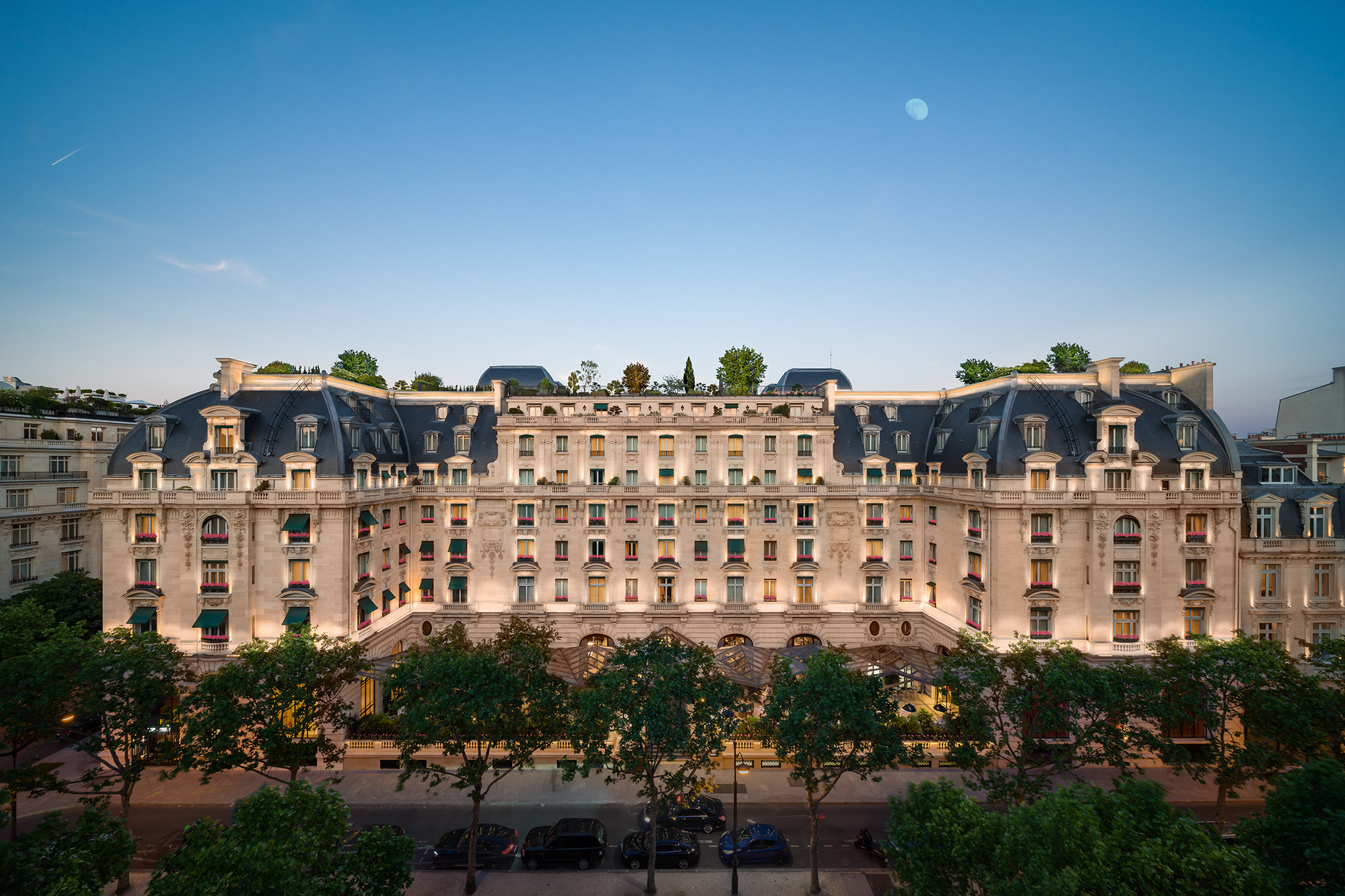 Peninsula Paris