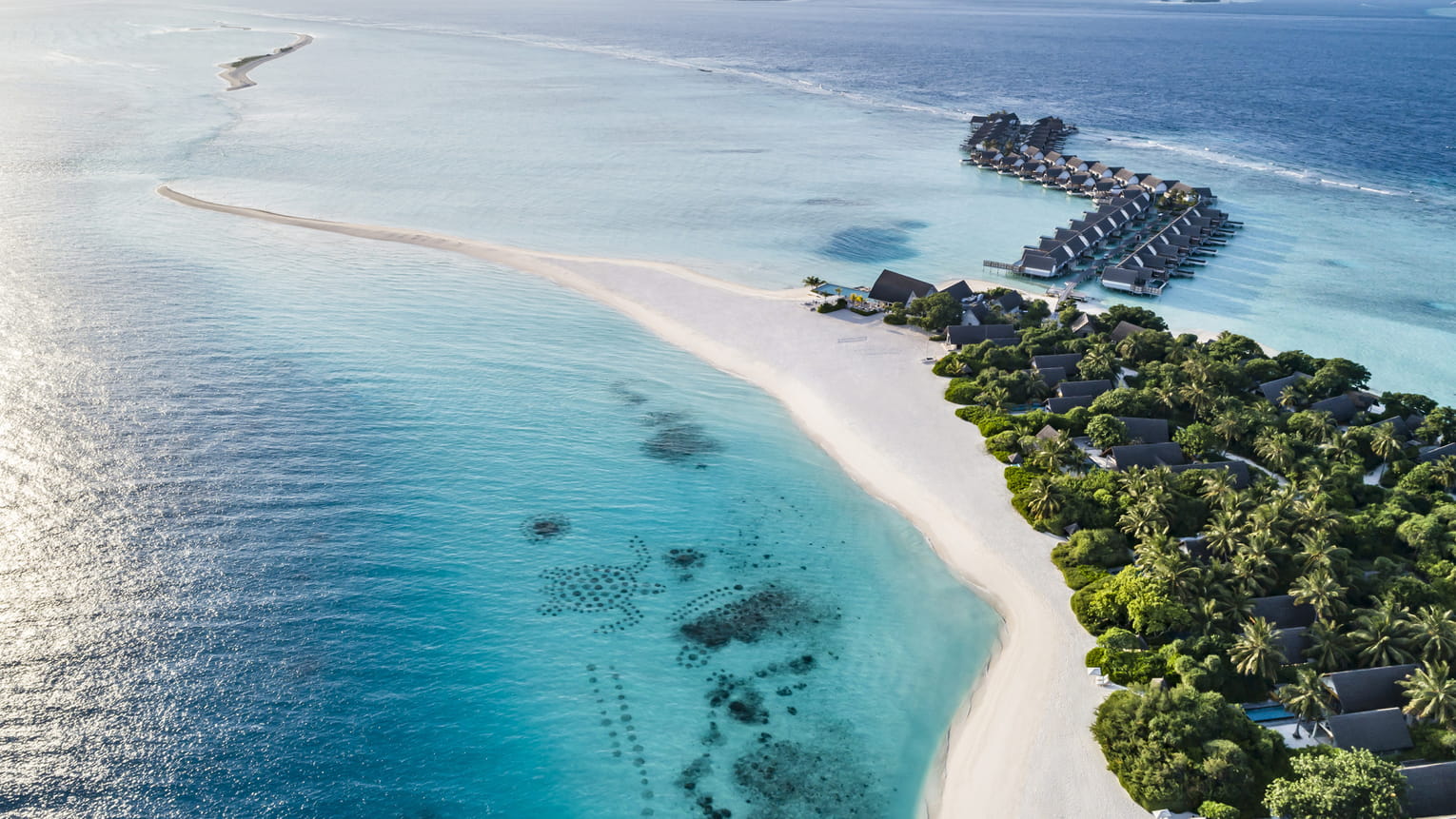 Four Seasons Resort at Landaa Giraavaru